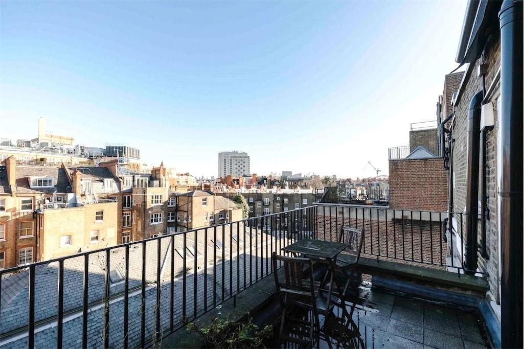 Appartamento Harrods Flats Londra Esterno foto
